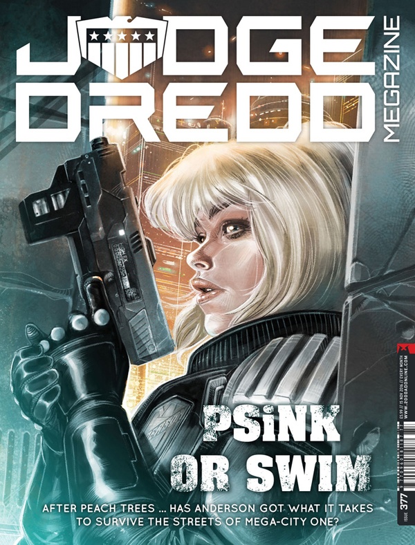 Couverture : Judge Dredd Megazine (2003) #377 : Monkey Business: Two / Blunt, Part 6 / Home Is the Hunter: One / The Deep End-01